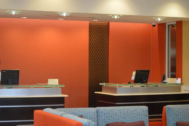 Check-in/check-out kiosk