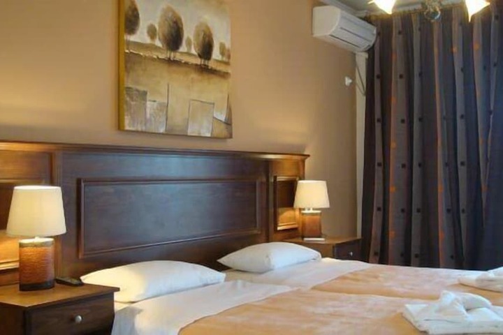 Room 20 of 32