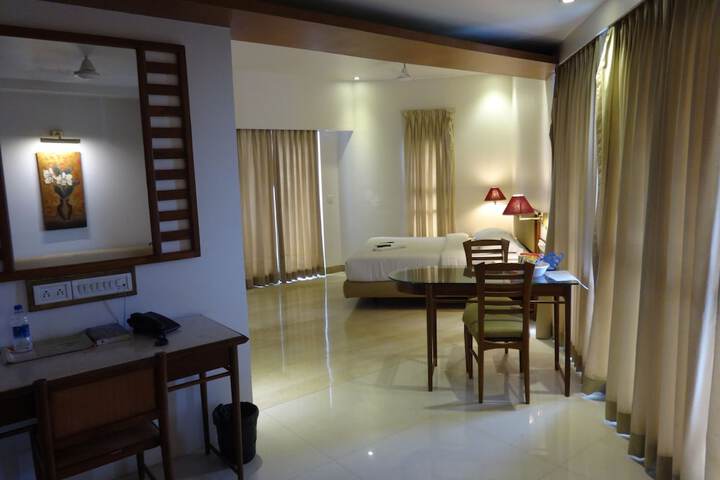 Room 95 of 181