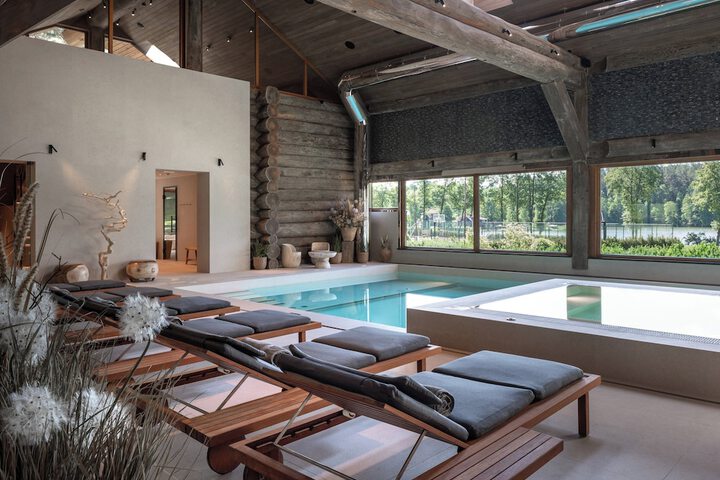 Pool 54 of 164