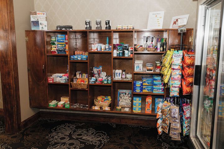 Gift Shop 30 of 46