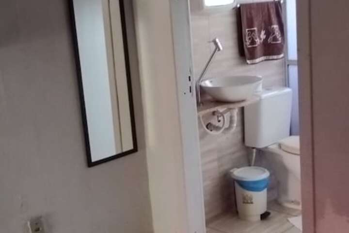 Room 43 of 58