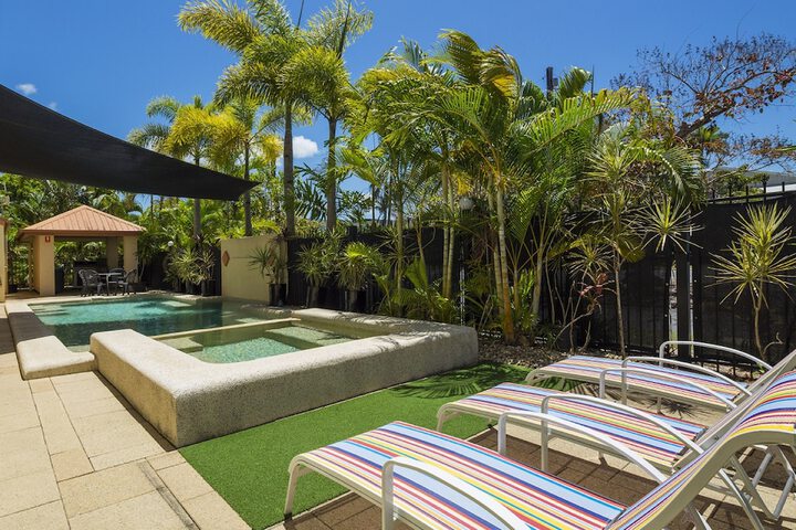 Pool 18 of 23