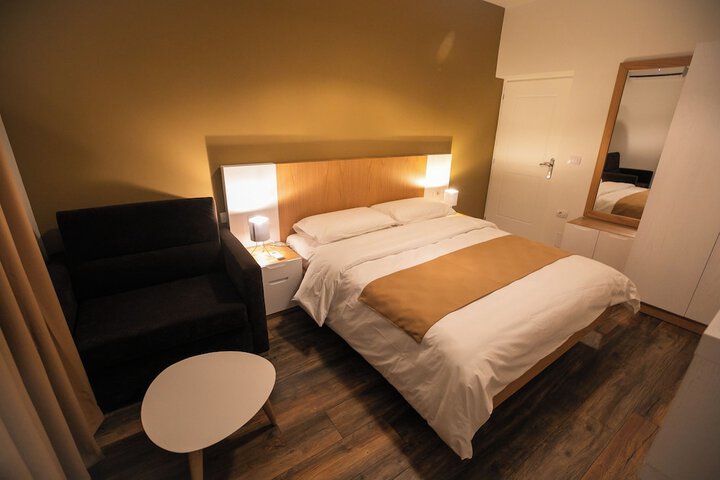 Room 10 of 58