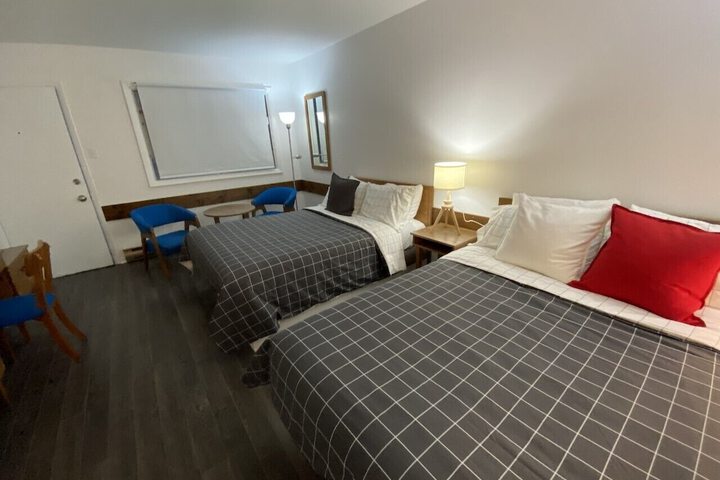 Room 2 of 30