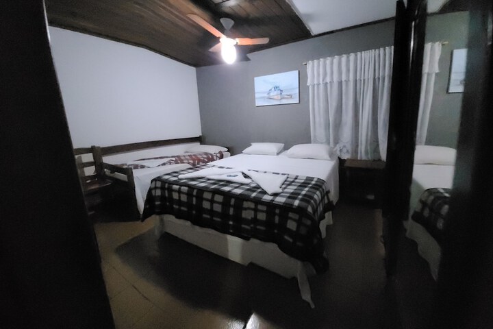 Room 25 of 149
