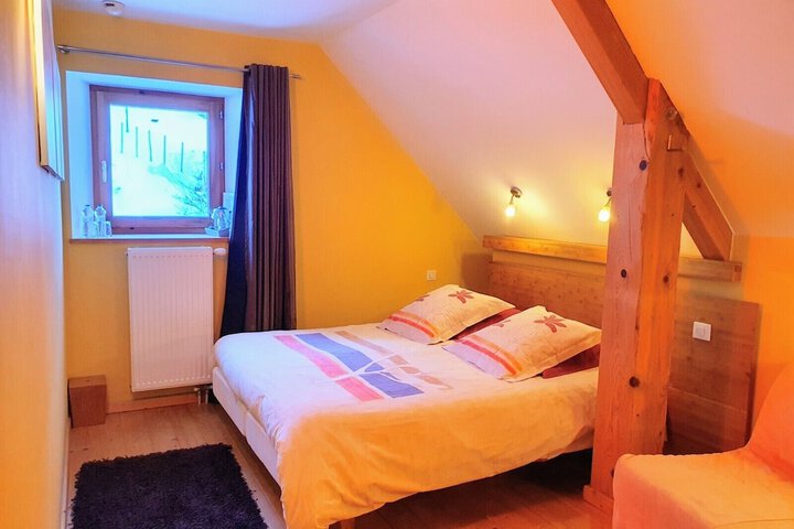 Room 6 of 60