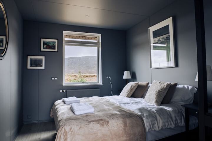 Room 6 of 45