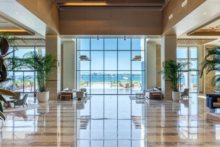 Hotel Interior 11 of 888