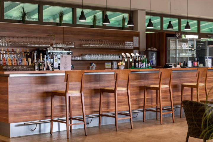 Bar/lounge