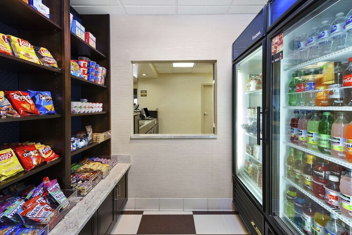 Snack bar
