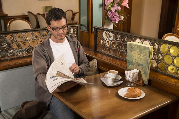 Breakfast/Coffee Service 35 of 49