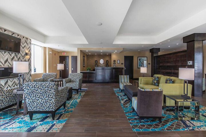 Hotel Interior 6 of 27