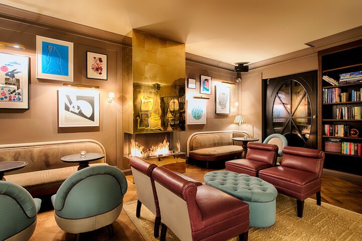 Hotel Lobby
