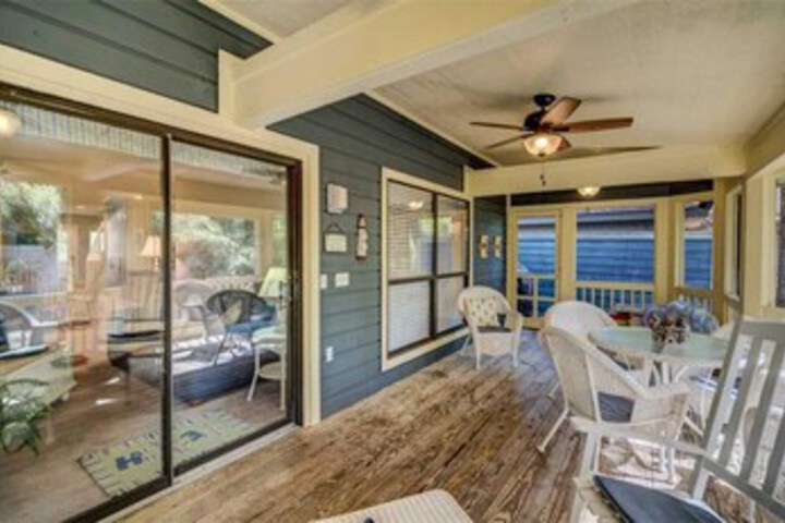 Exterior of 91 Kingston Dunes Home