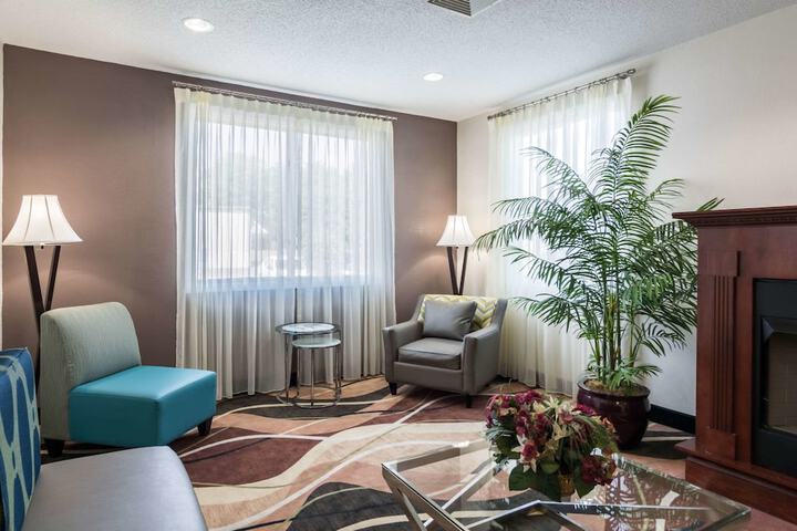 Hotel Lobby