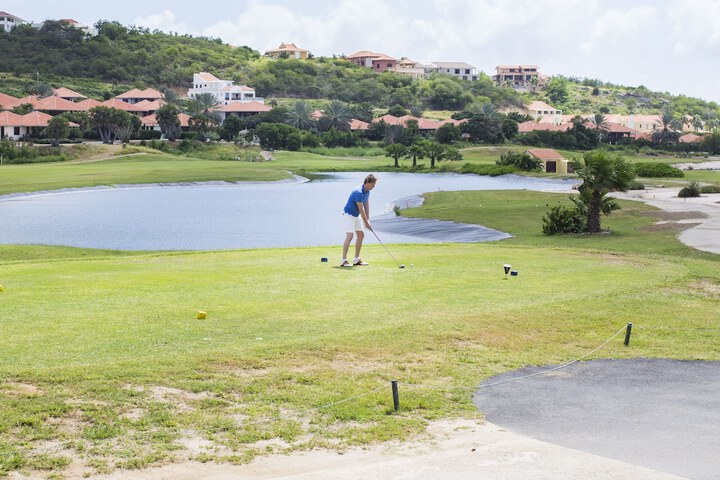 Golf 100 of 127