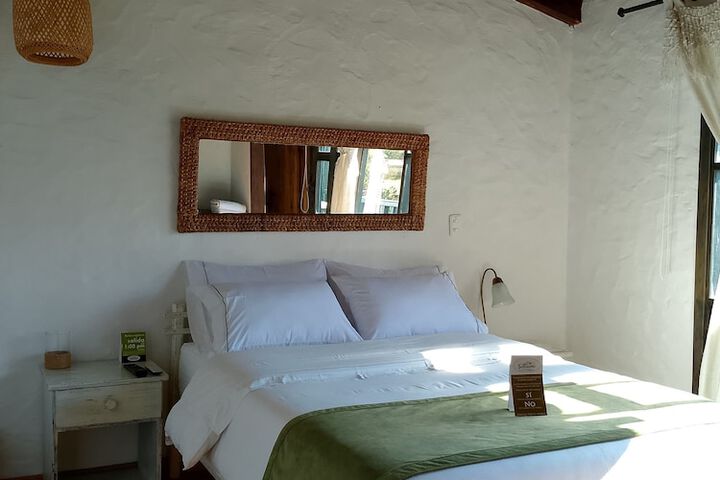 Room 8 of 27