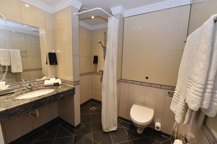 Bath Interior