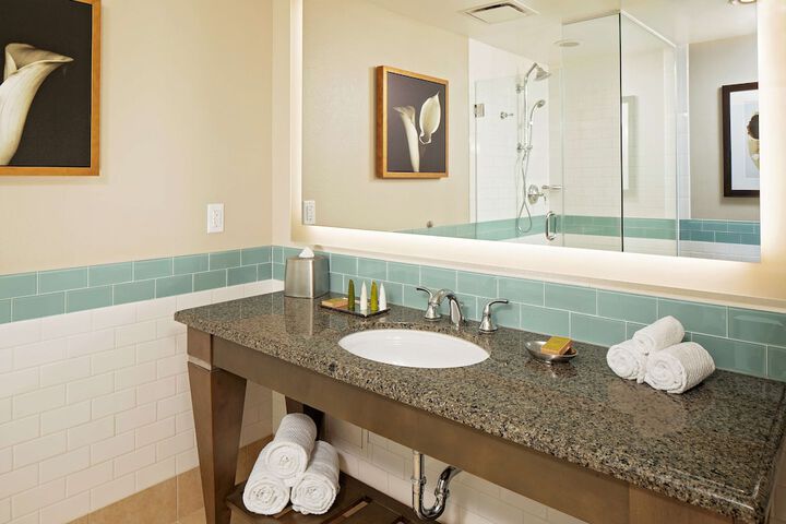 Bathroom shower