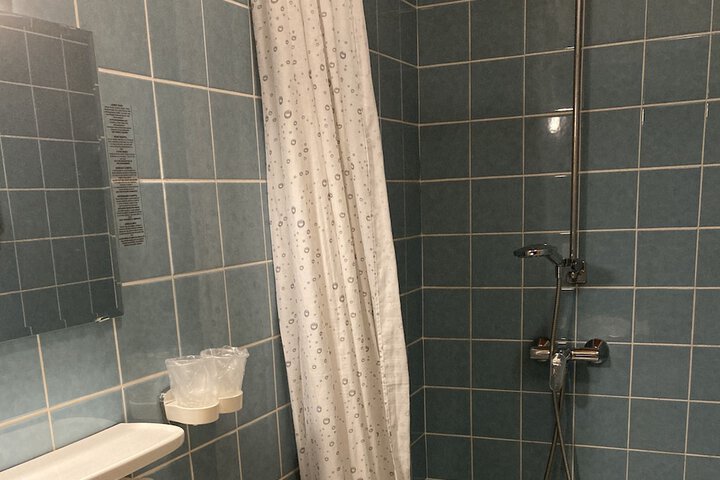 Room 54 of 106