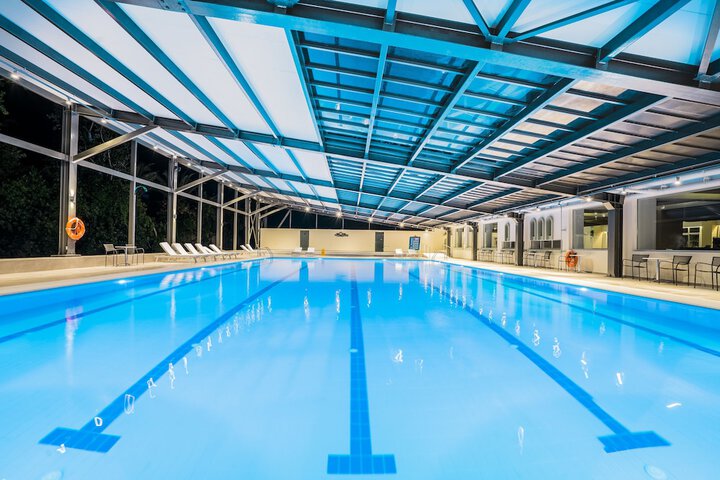 Hotel with Pool