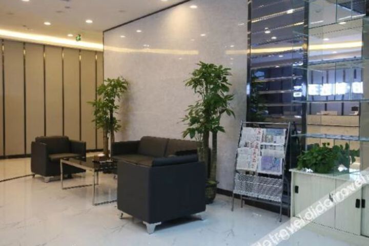 Hotel Interior 7 of 14