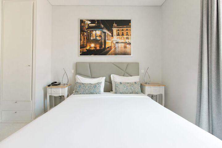 Room 18 of 49