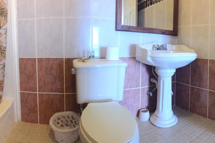 Room 16 of 30
