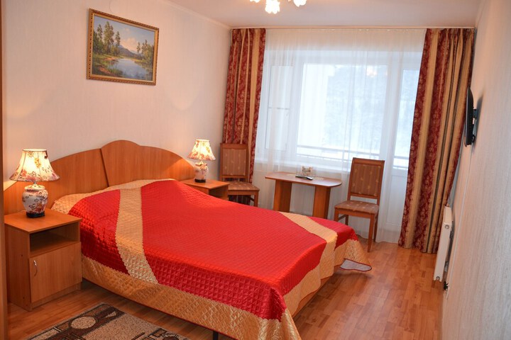 Room 6 of 44