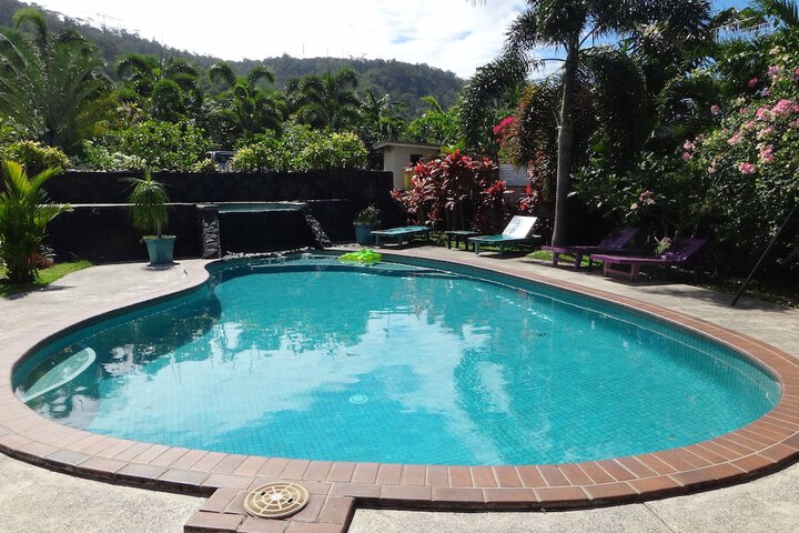 Hotel Pool