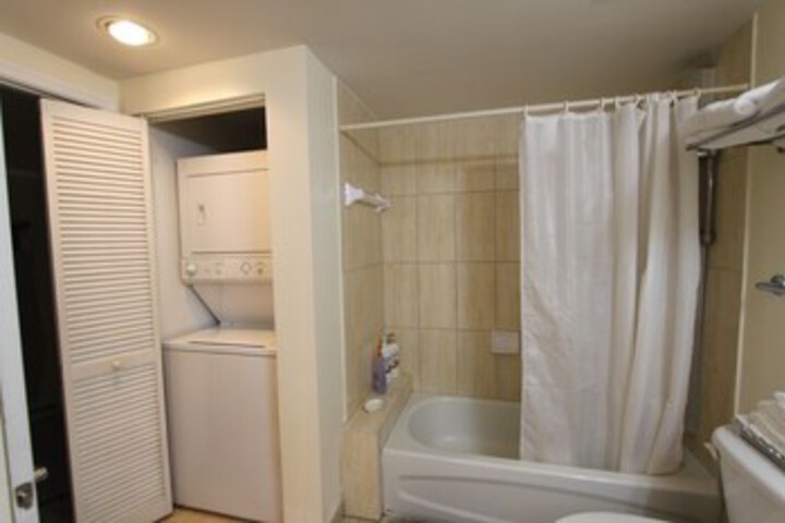 Room 16 of 263