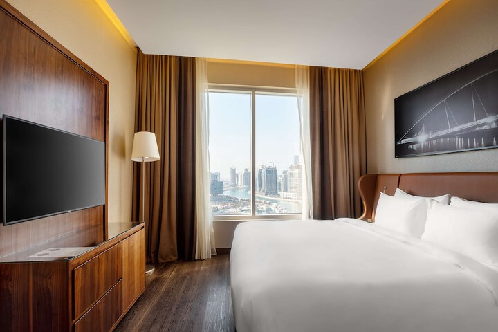 Room 27 of 260