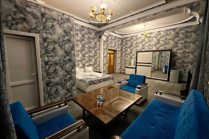 Badamdar Hotel