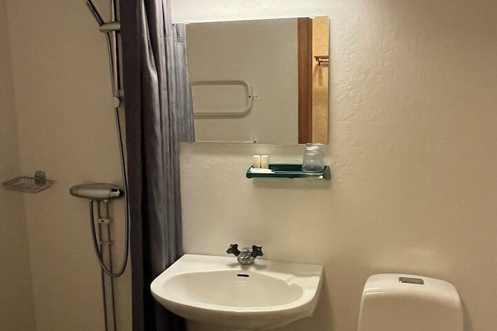 Room 15 of 92