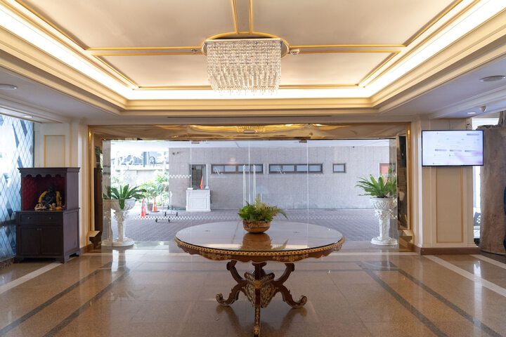 Lobby Photos
