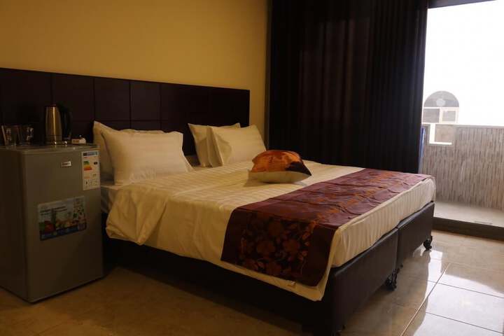 Room 20 of 30