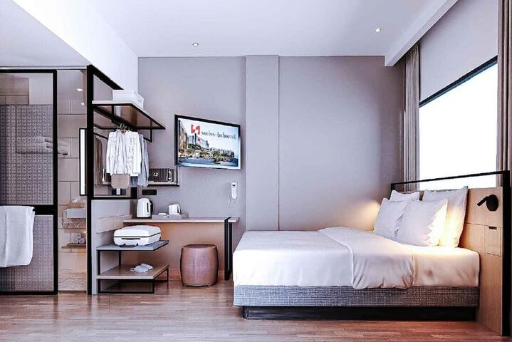 Room 6 of 11