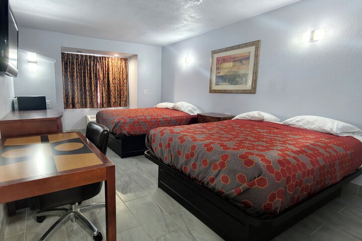 Room 14 of 24