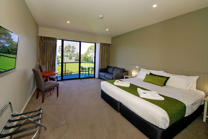Room 7 of 22