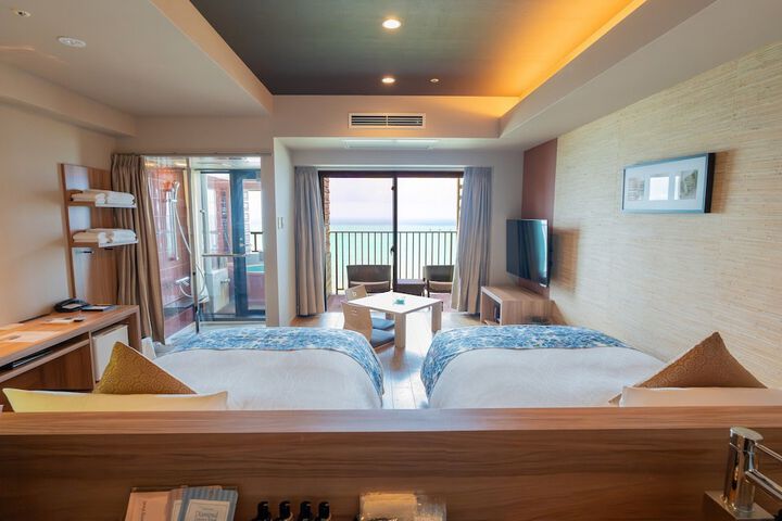 Room 106 of 299