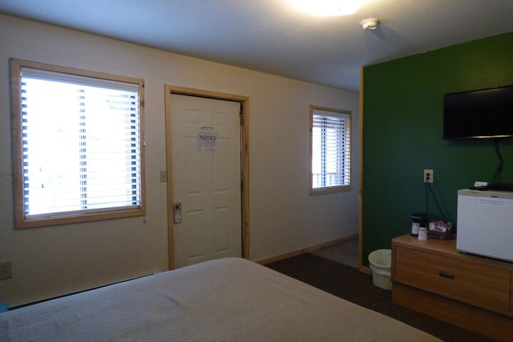Room 30 of 39