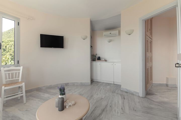 Room 80 of 238