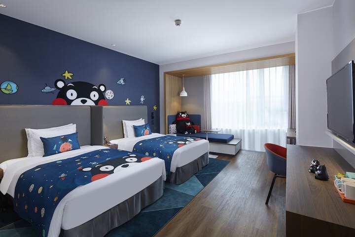 Room 16 of 68