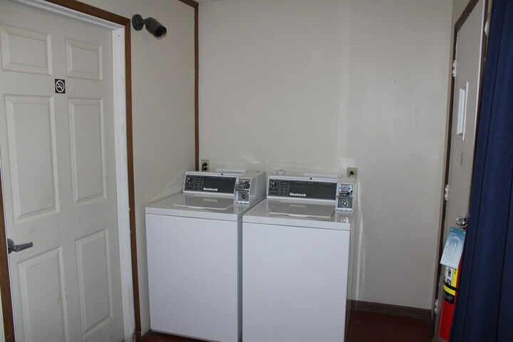 Room 19 of 37