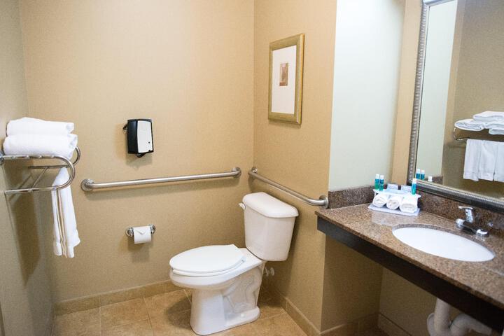 Double Accessible
