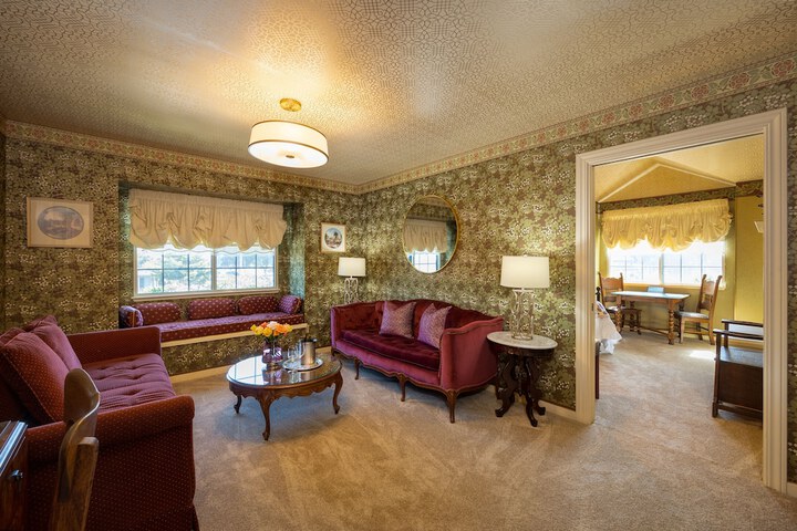 Room 22 of 50