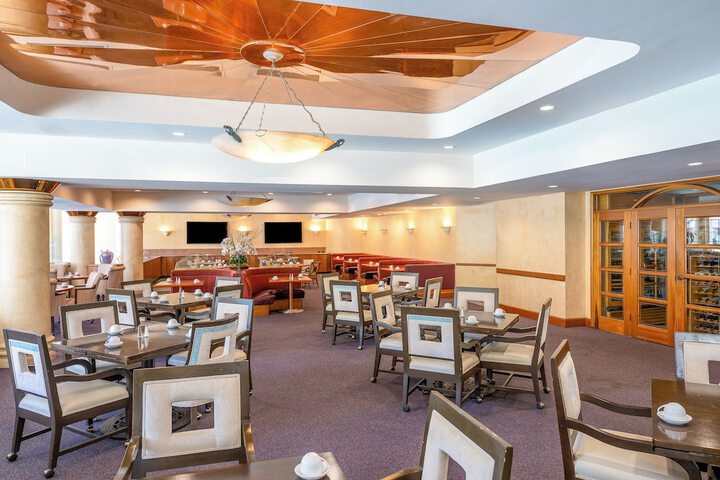 Dining Photos