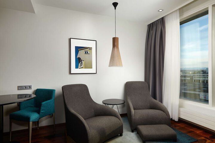 Room 50 of 119