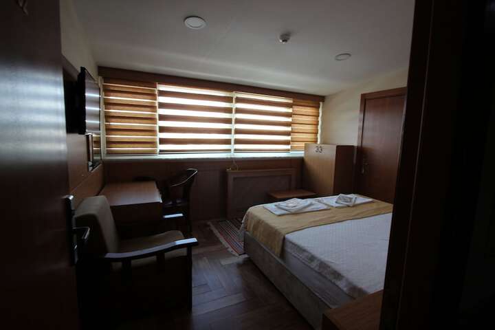 Room 30 of 72